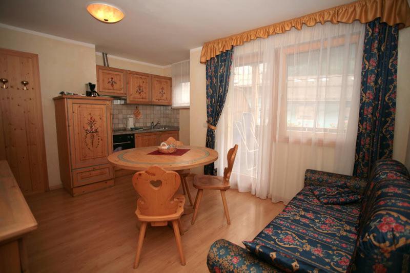 Casa Maurivan Canazei Eksteriør billede